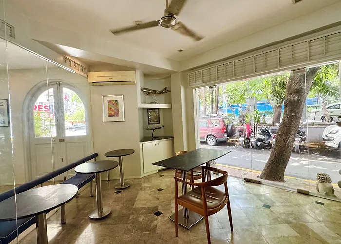 The Clipper Makati Apartment *